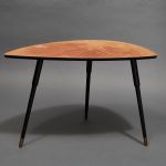 940 1381 COFFEE TABLE